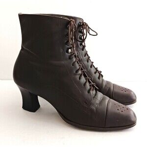 LOFT Brown Leather Lace Up Victorian Ankle Boot Cap Toe Curved Heel 7M